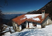 Monte Gugliemo dal sentiero nel Bosco degli Gnomi il 16 marzo 2013  - FOTOGALLERY